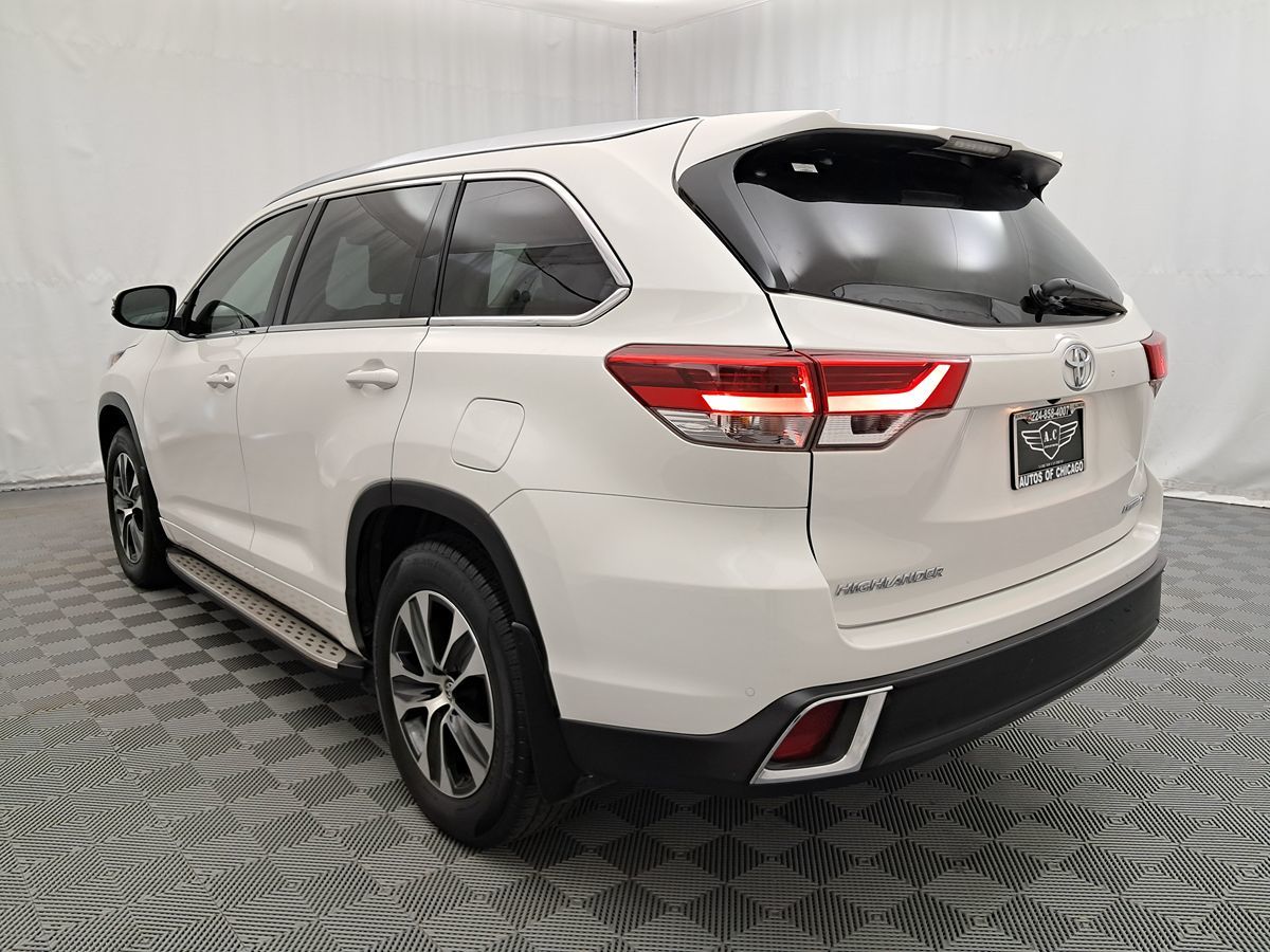 2019 Toyota Highlander Limited Platinum photo 3