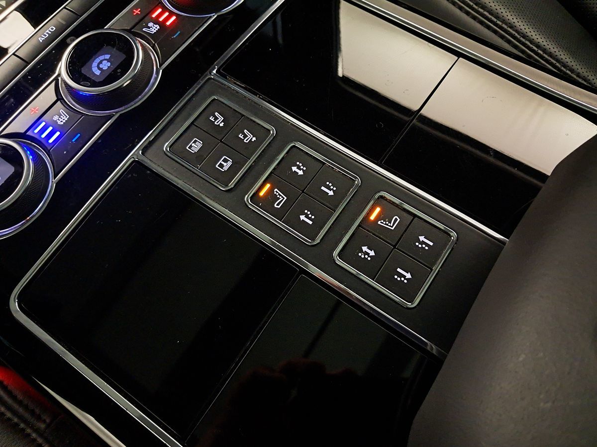 2015 Land Rover Range Rover Autobiography Black photo 40