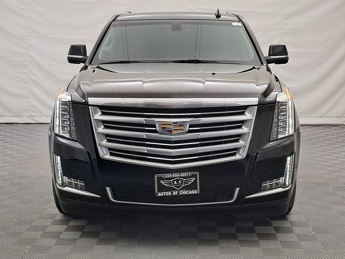 2016 Cadillac Escalade Standard photo 2