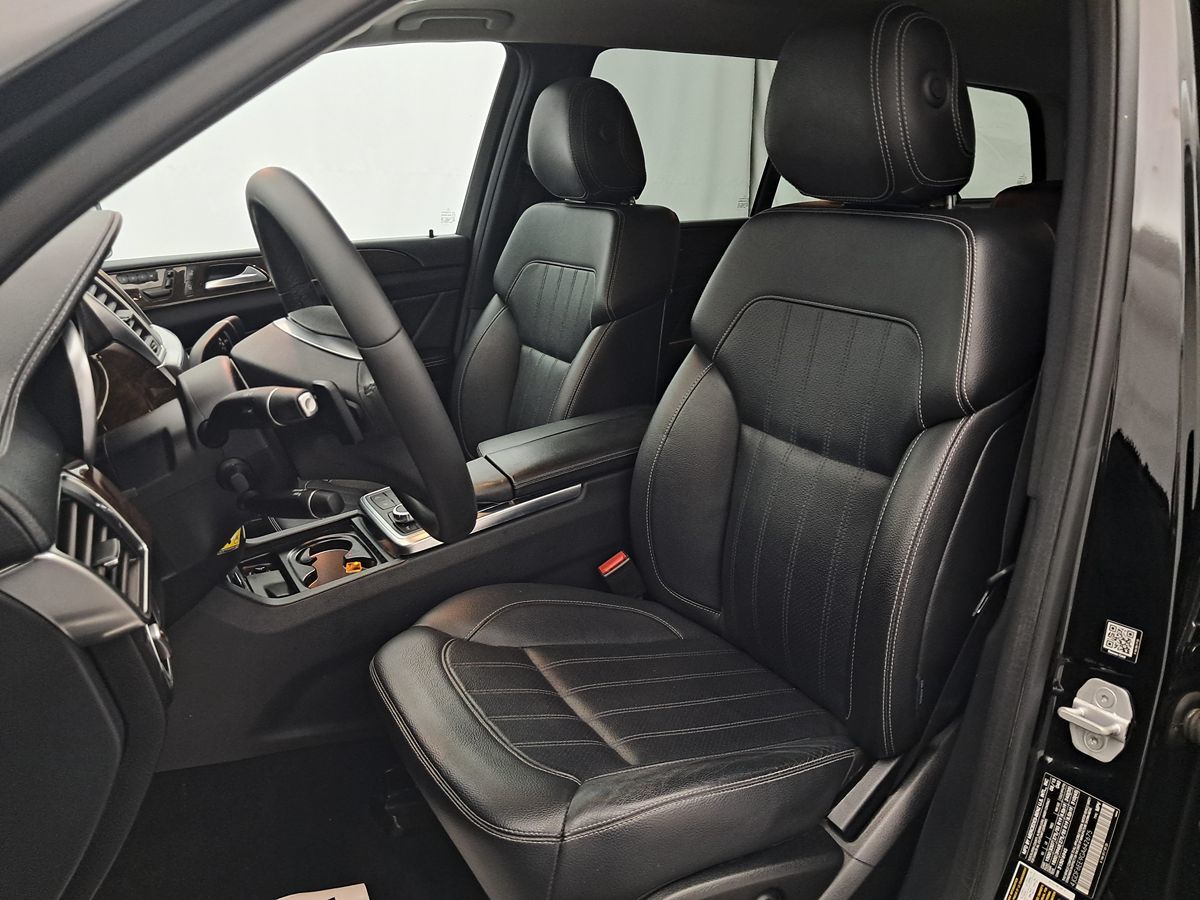 2016 Mercedes Benz GL 450 photo 4