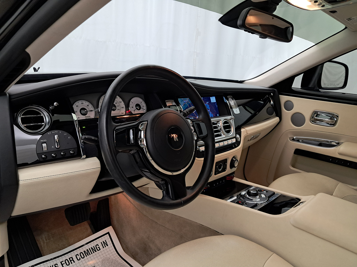 2011 Rolls Royce Ghost RR4 photo 5