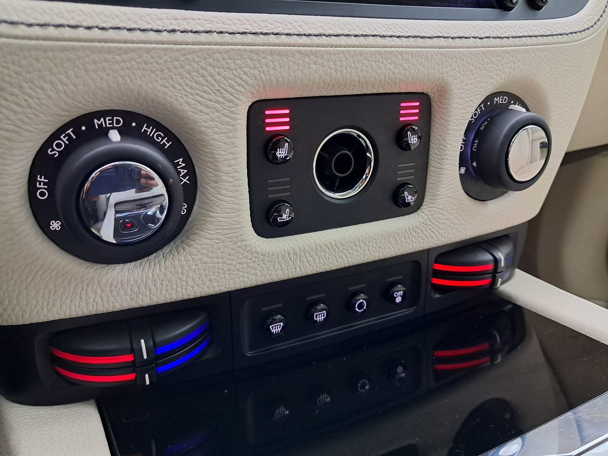 2011 Rolls Royce Ghost RR4 photo 19