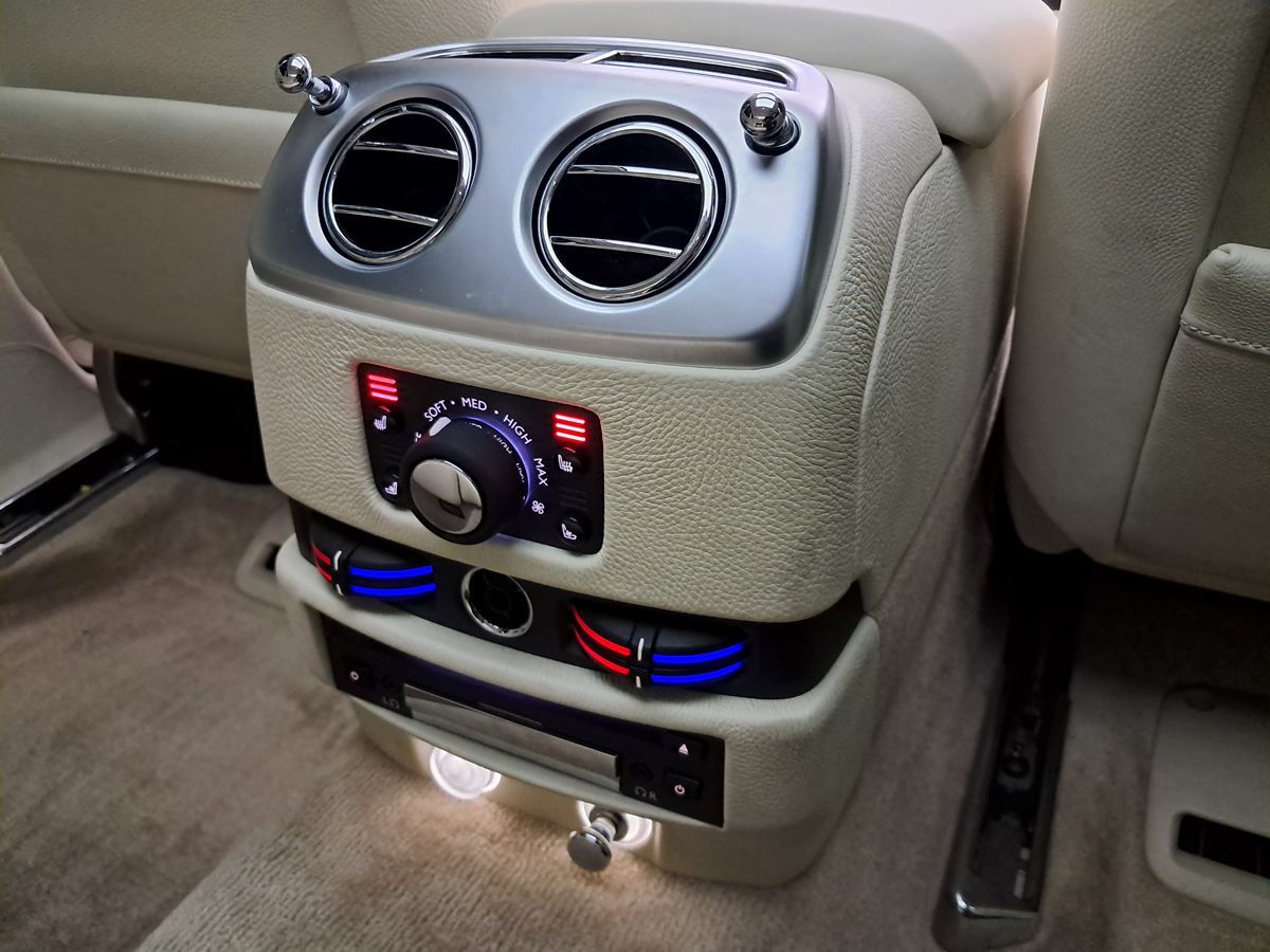 2011 Rolls Royce Ghost RR4 photo 28
