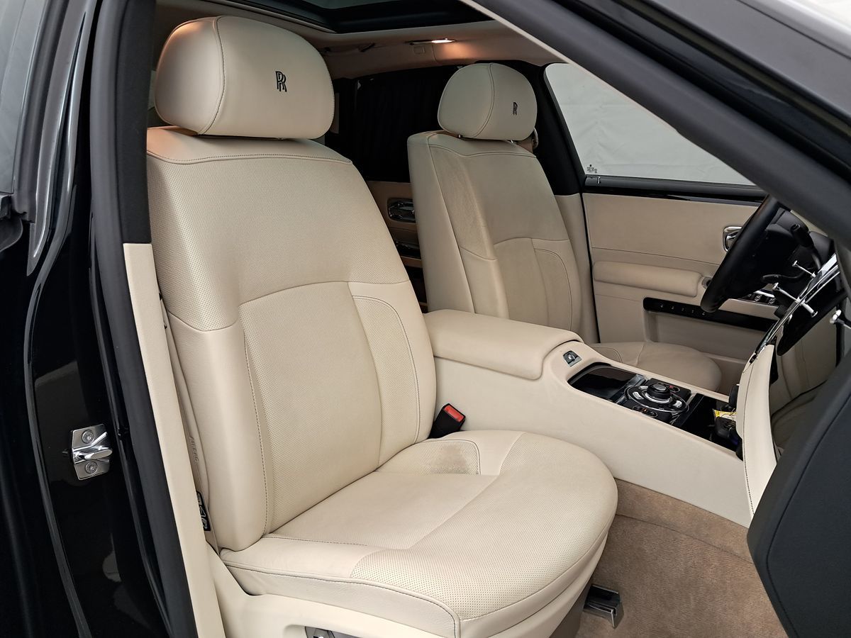 2011 Rolls Royce Ghost RR4 photo 29