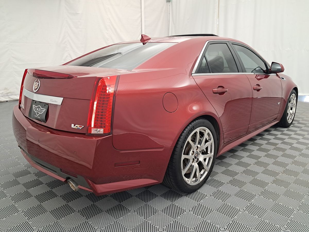 2011 Cadillac CTS V Sedan Performance photo 2