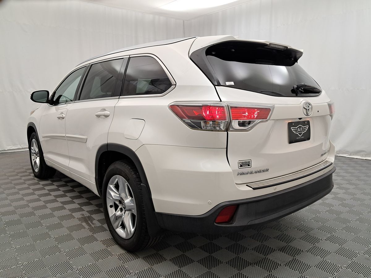 2016 Toyota Highlander Limited photo 4