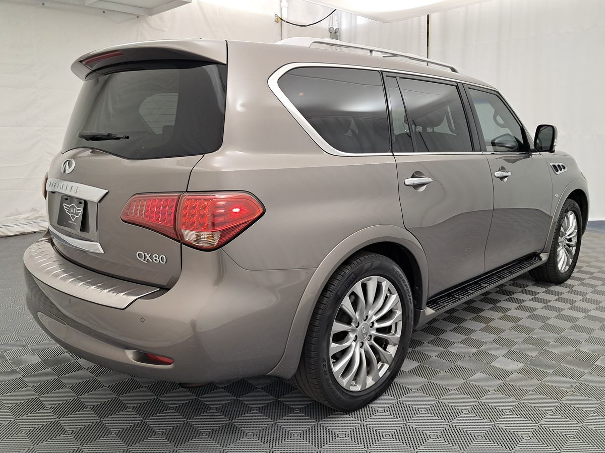 2015 Infiniti QX80 Premium photo 4