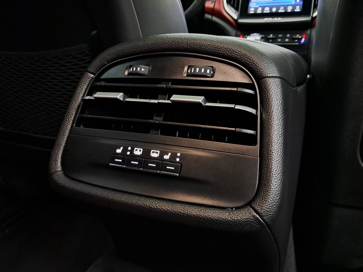 2020 Maserati Ghibli Q4 GranSport photo 33