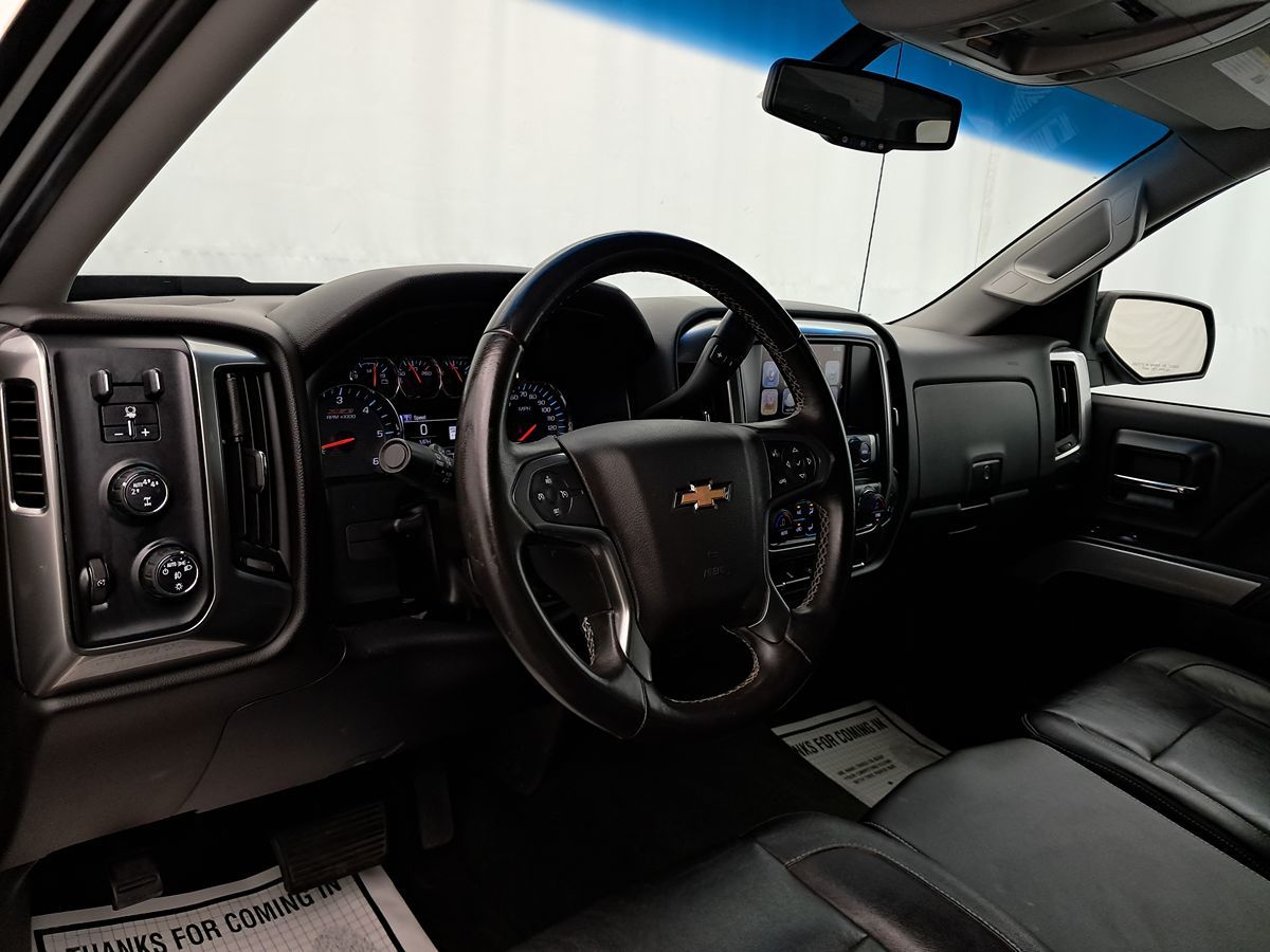 2017 Chevrolet Silverado 1500 photo 3