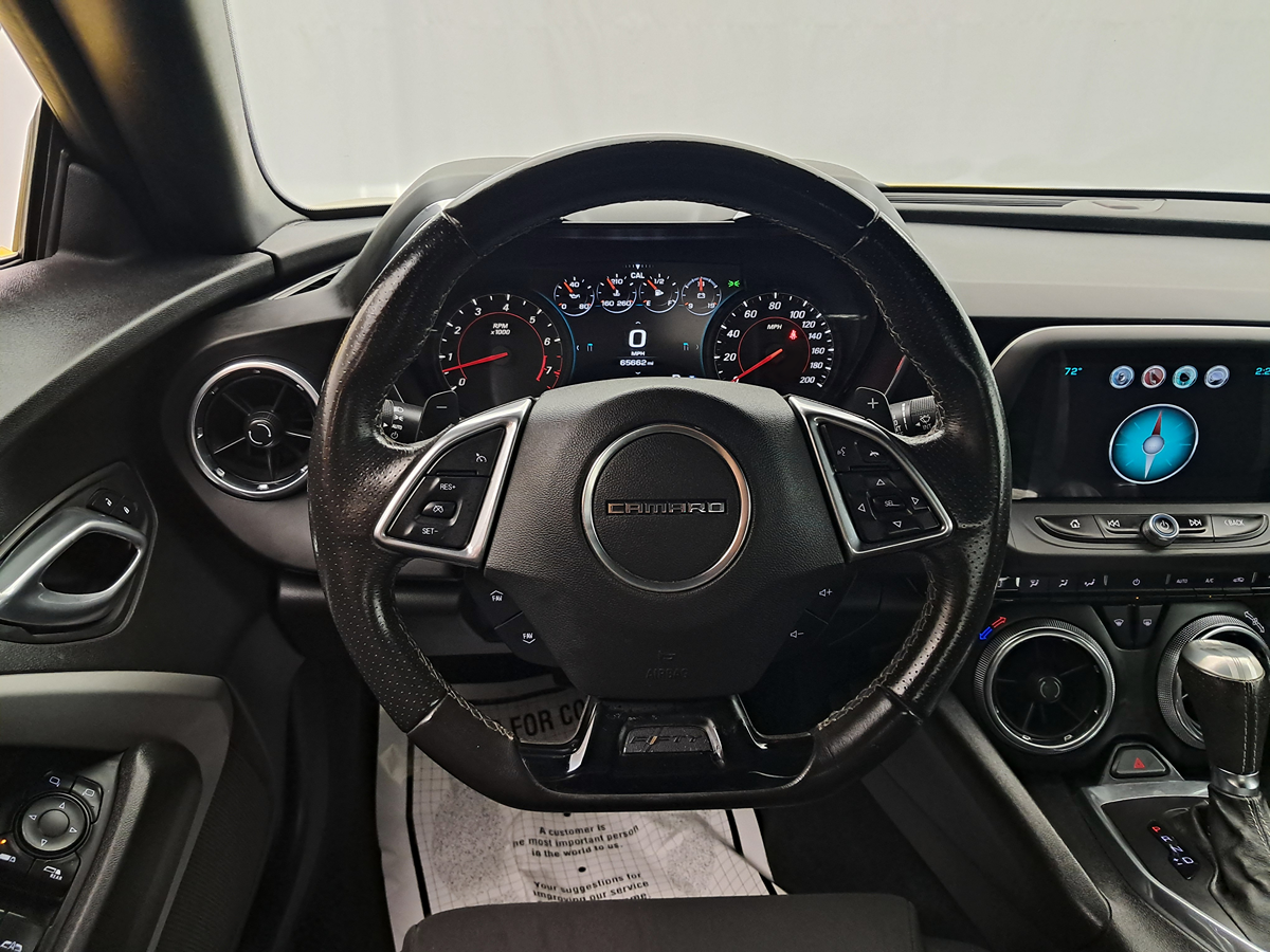 2017 Chevrolet Camaro 1SS Sport photo 3