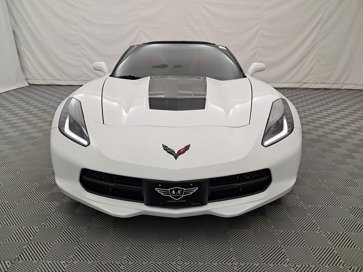 2019 Chevrolet Corvette Stingray 1LT photo 2