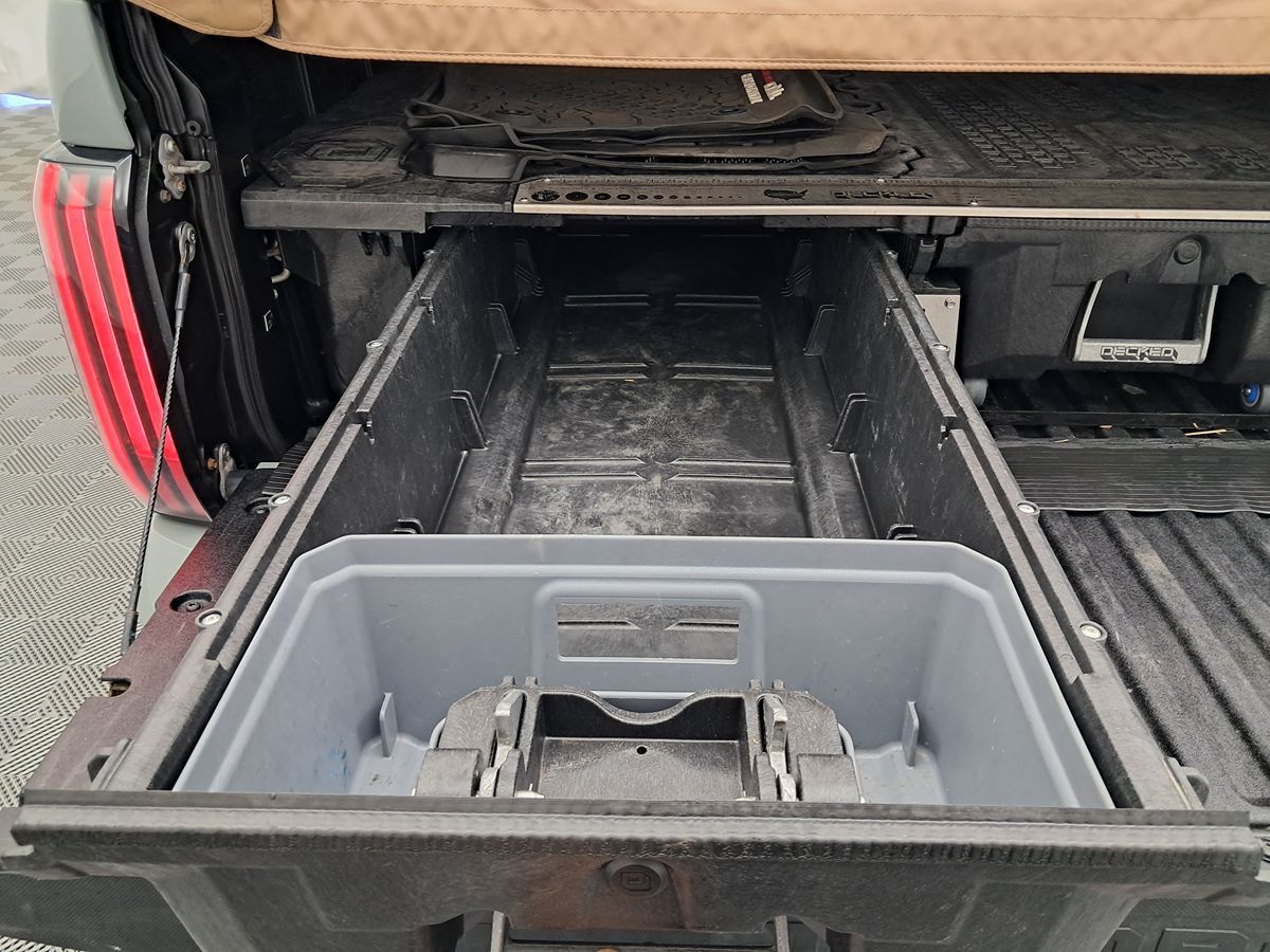 2022 Toyota Tundra TRD Pro CrewMax photo 9