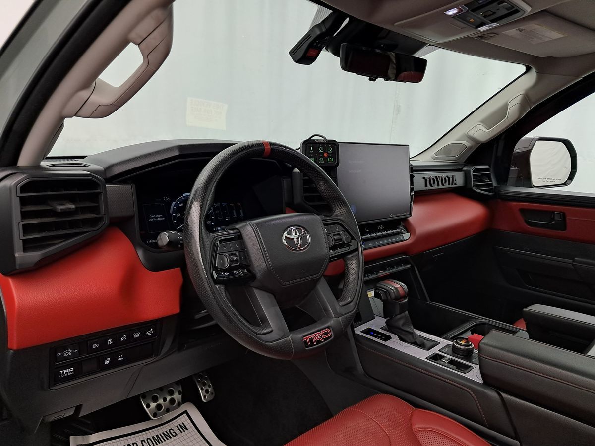2022 Toyota Tundra TRD Pro CrewMax photo 12
