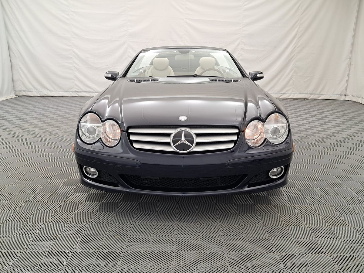 2007 Mercedes Benz SL 600 photo 2
