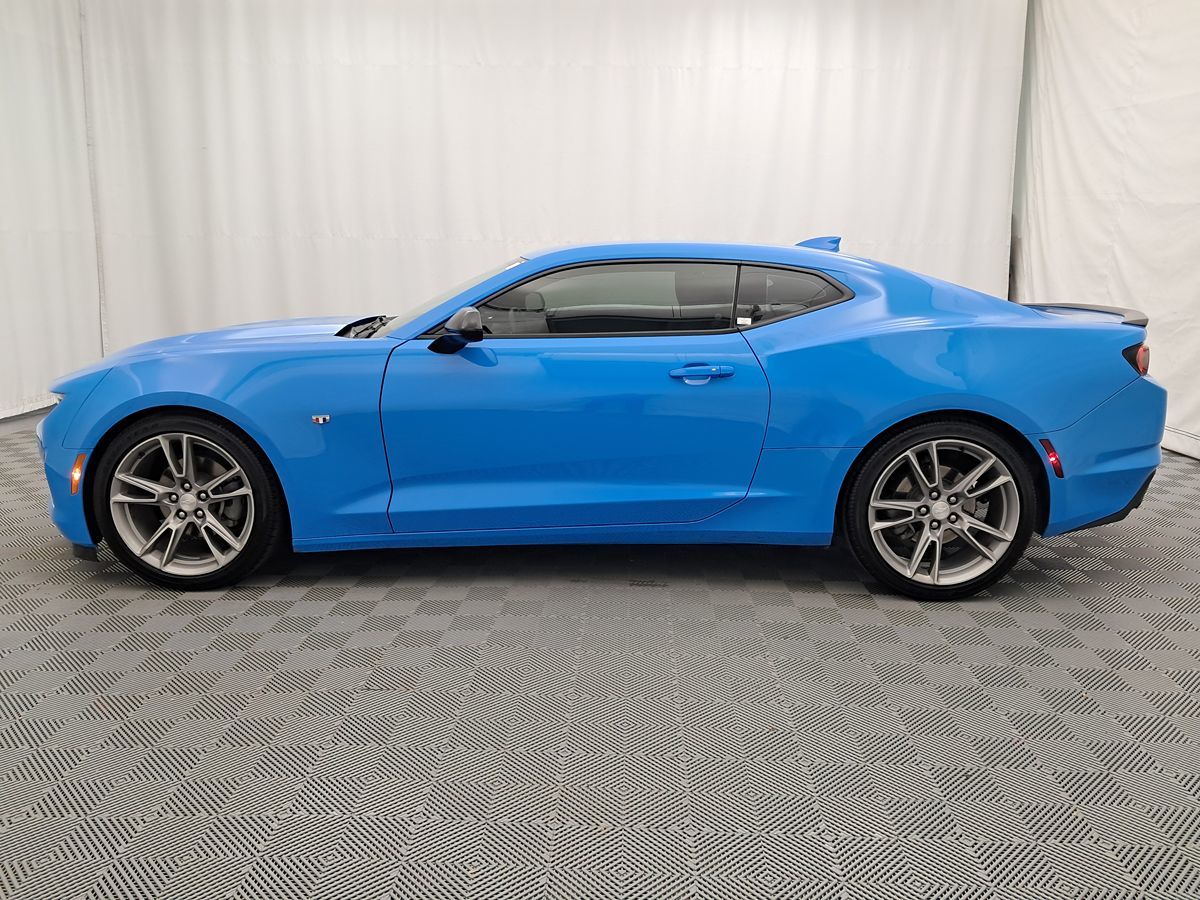2022 Chevrolet Camaro 1LT RS photo 7