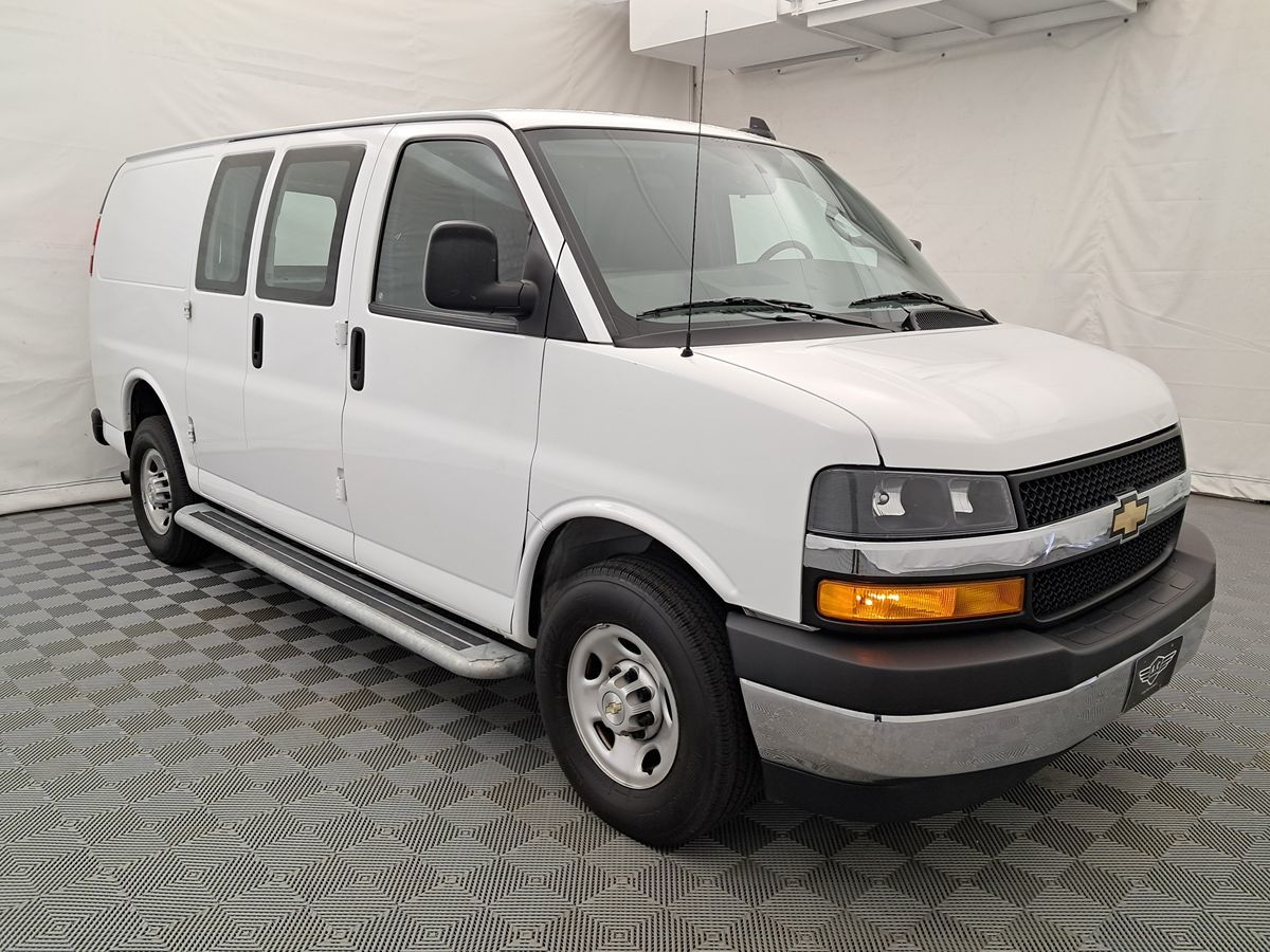 2023 Chevrolet Express Cargo Van photo 2