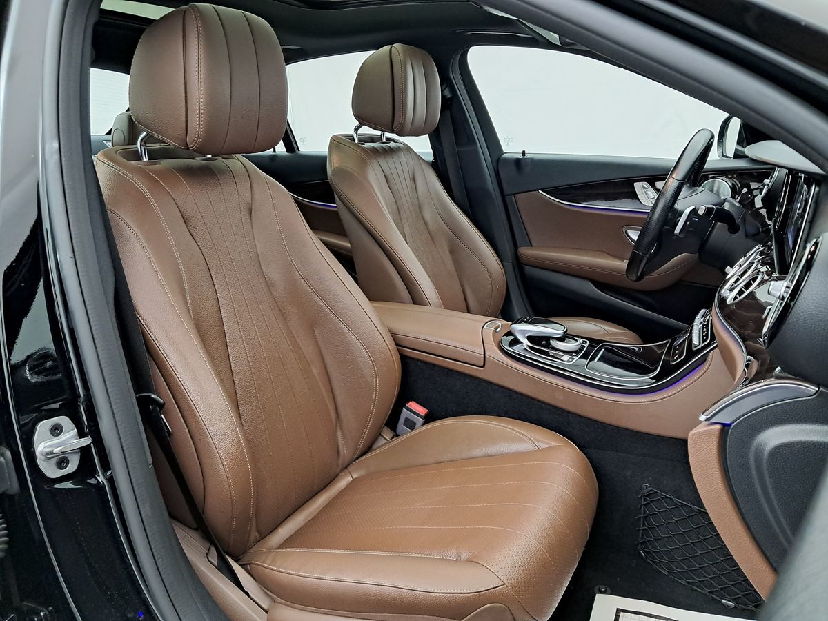 2018 Mercedes Benz E 400 AMG photo 3