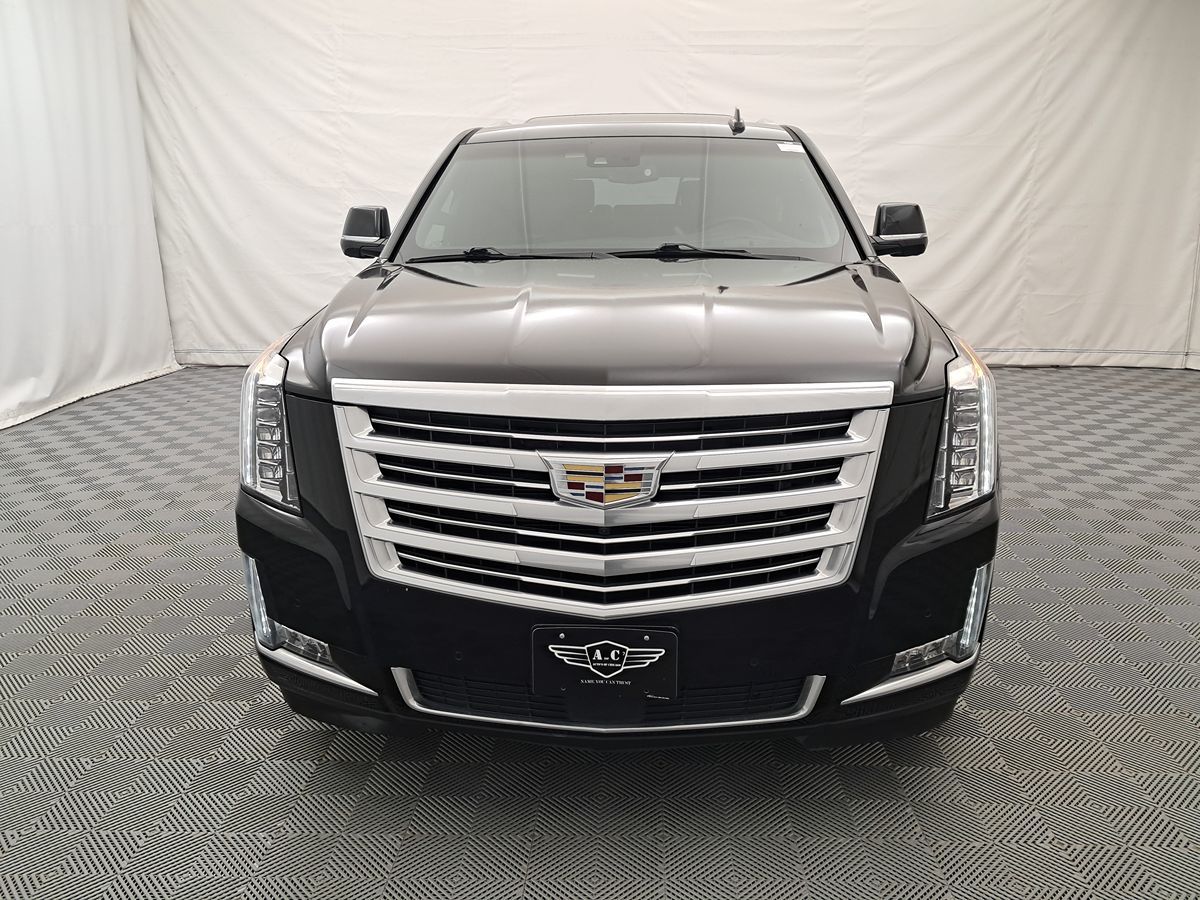 2017 Cadillac Escalade ESV Platinum photo 2