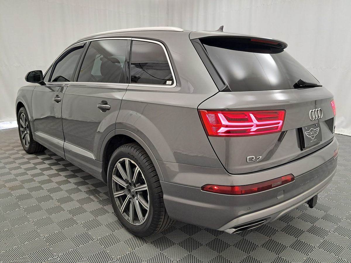 2017 Audi Q4 Premium 3.0 photo 3