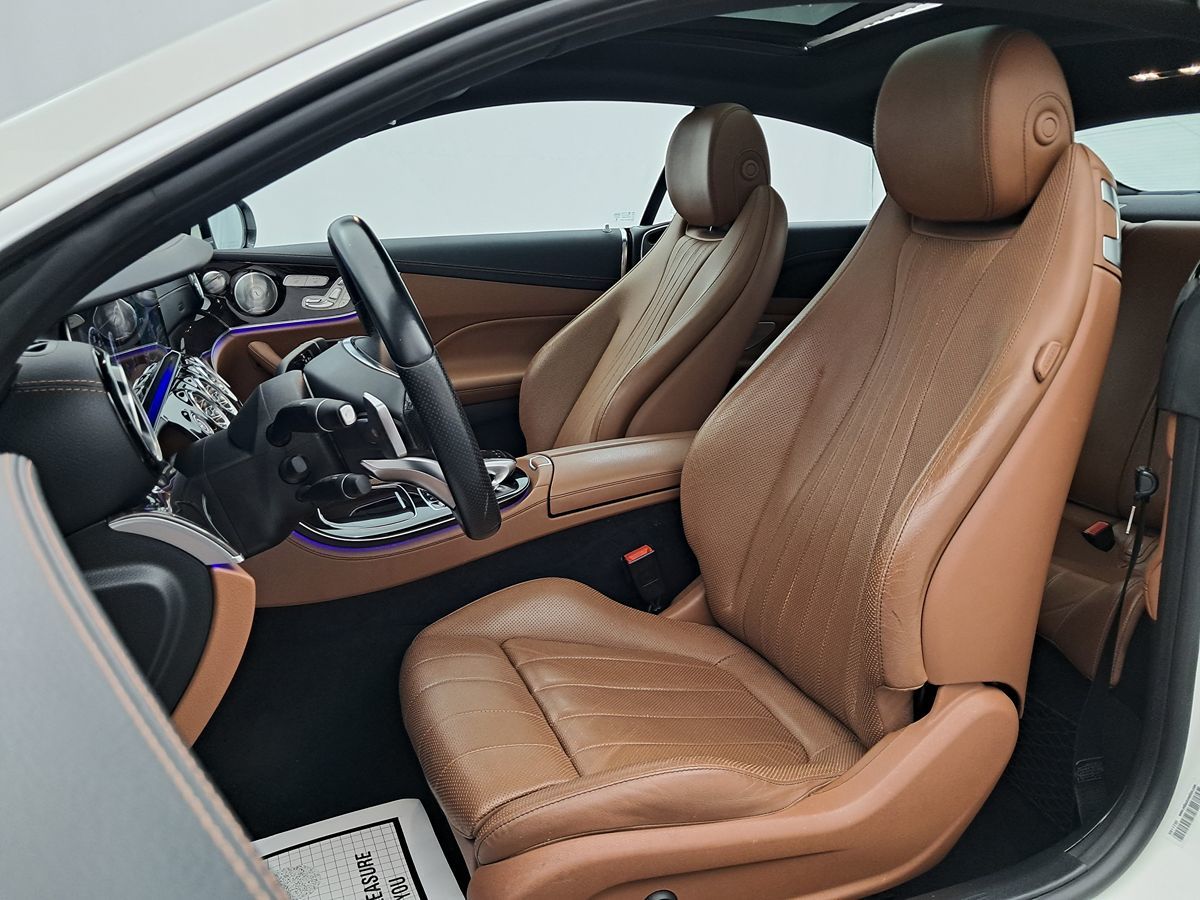 2018 Mercedes Benz E 400 4MATIC Coupe AMG photo 4