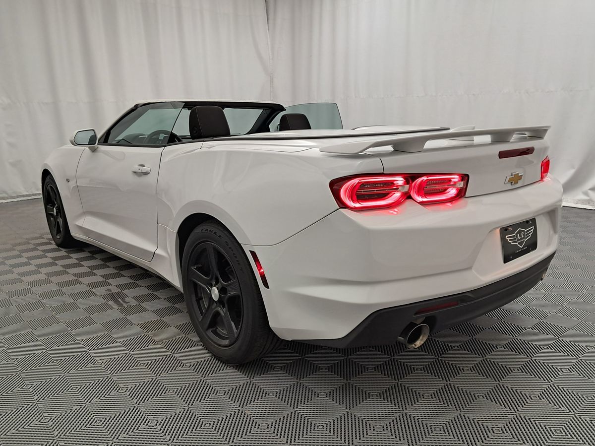 2019 Chevrolet Camaro 1LT photo 4