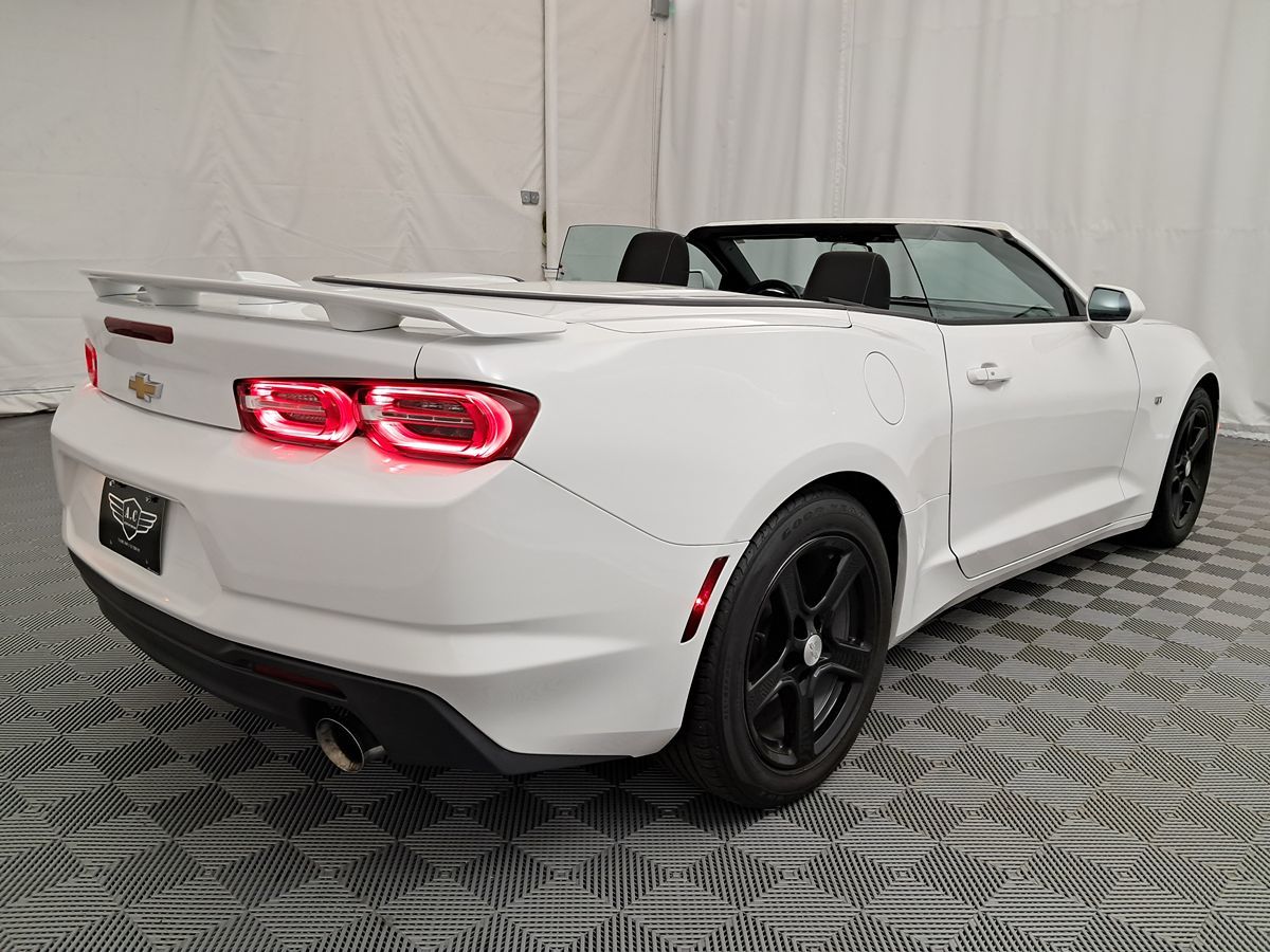 2019 Chevrolet Camaro 1LT photo 3
