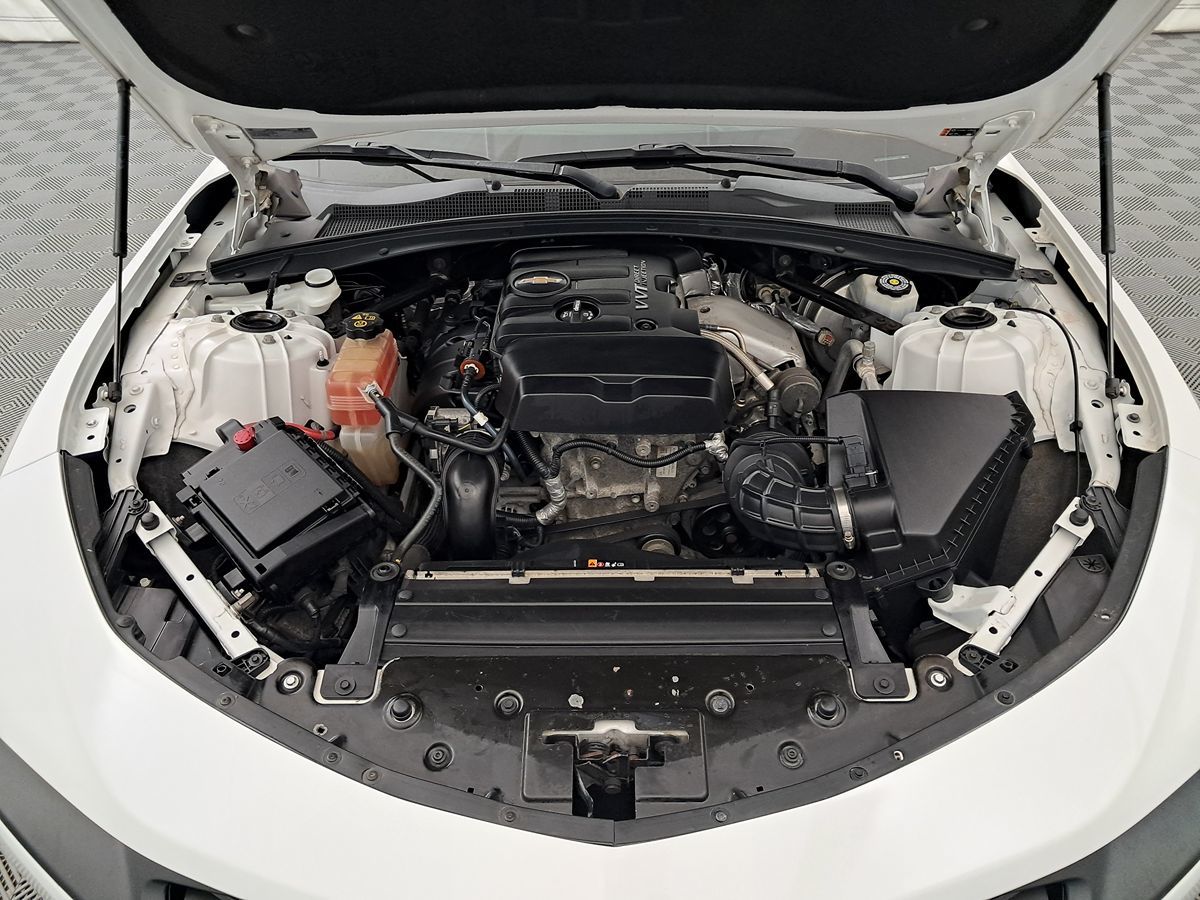 2019 Chevrolet Camaro 1LT photo 24