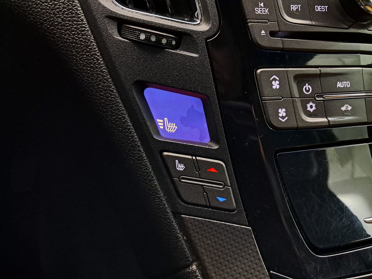 2013 Cadillac CTS V Coupe photo 19
