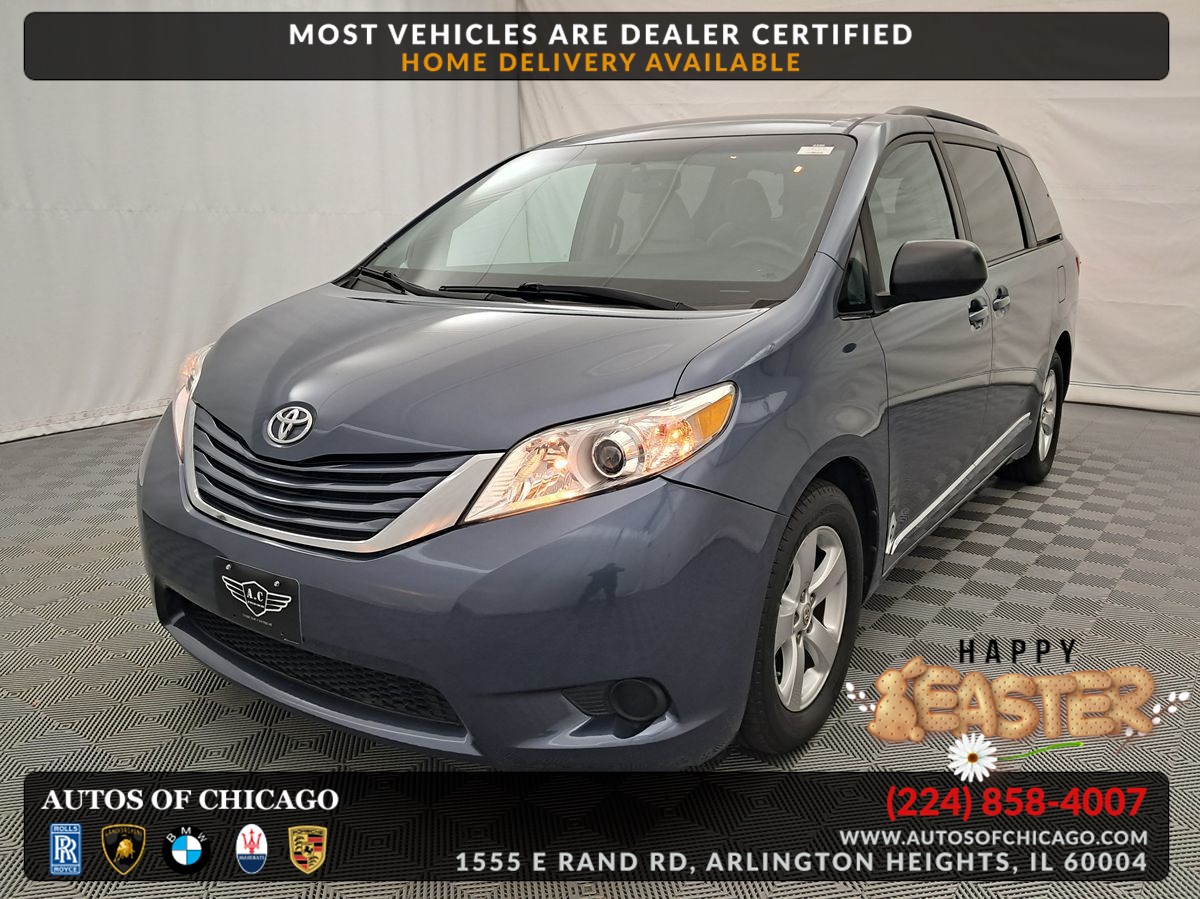 2016 Toyota Sienna XLE 7-Passenger Auto Access Seat