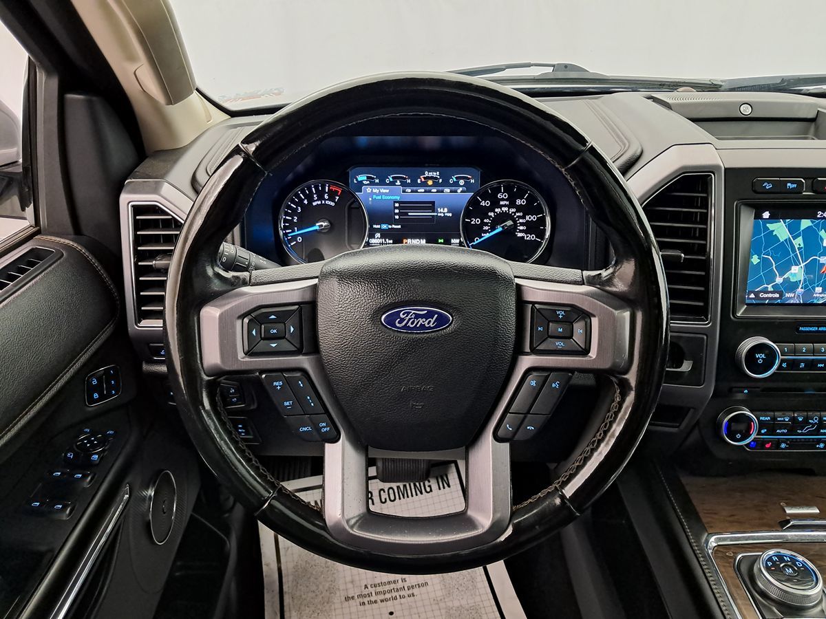 2018 Ford Expedition Platinum photo 4