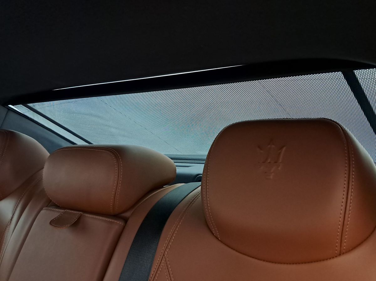 2017 Maserati Ghibli photo 22