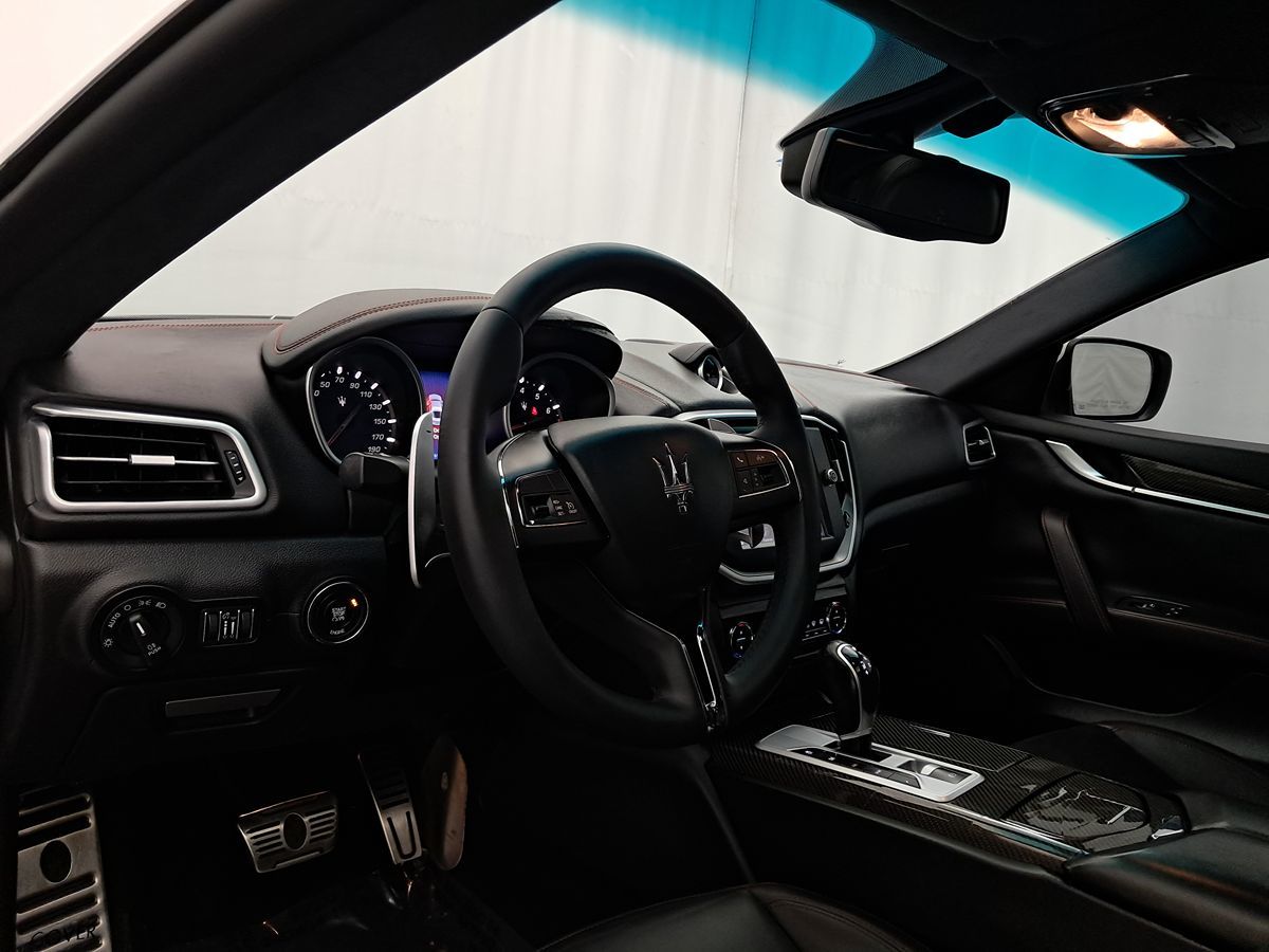 2014 Maserati Ghibli S Q4 photo 7
