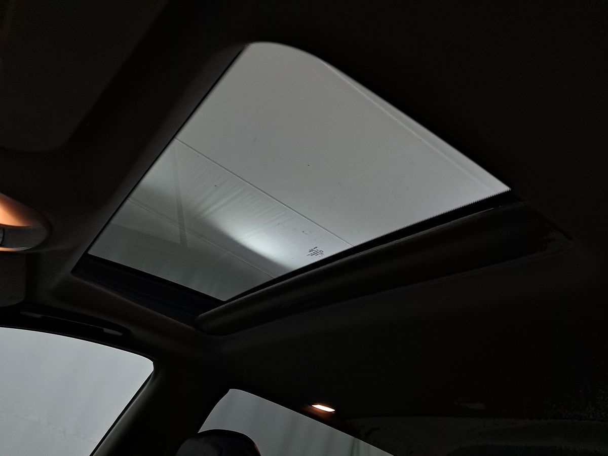 2014 Infiniti QX60 Hybrid Premium photo 2