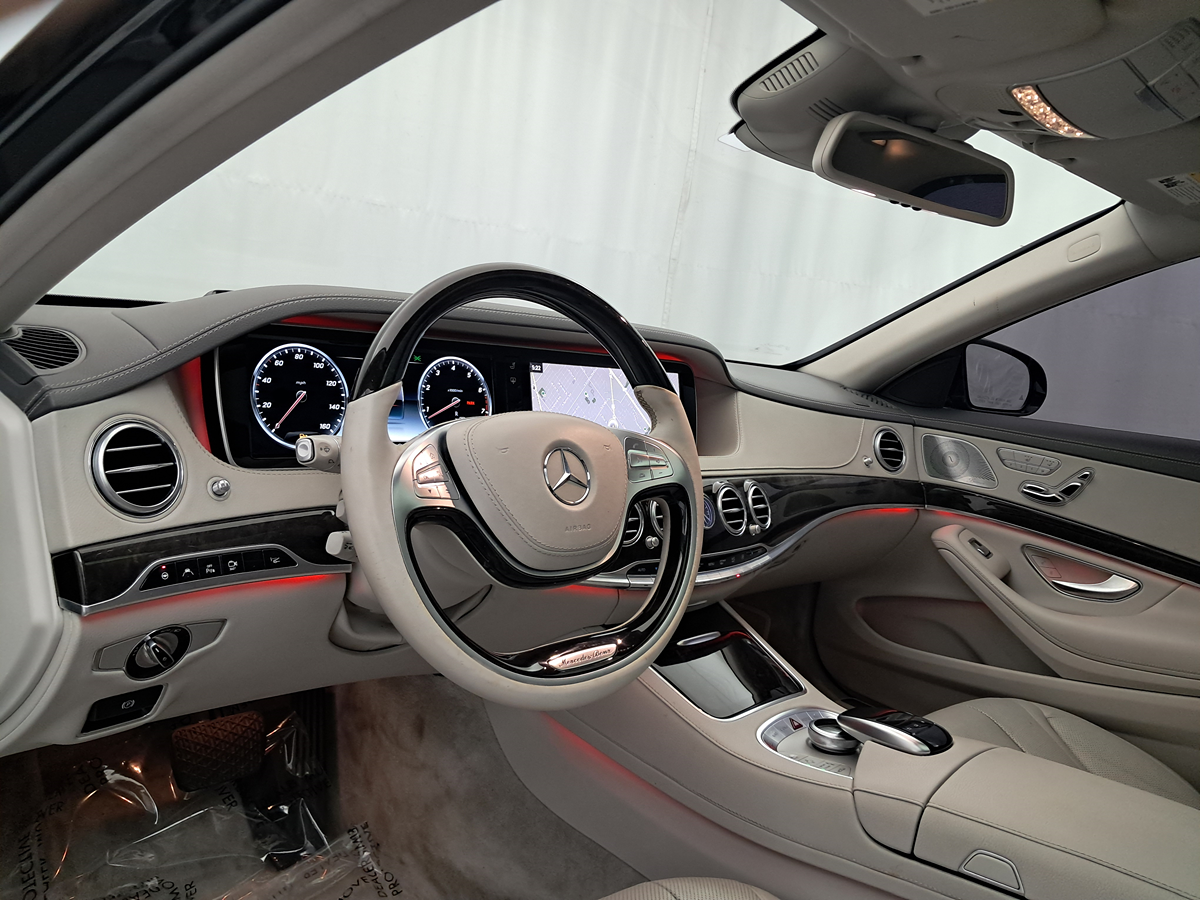 2015 Mercedes Benz S 550 photo 2