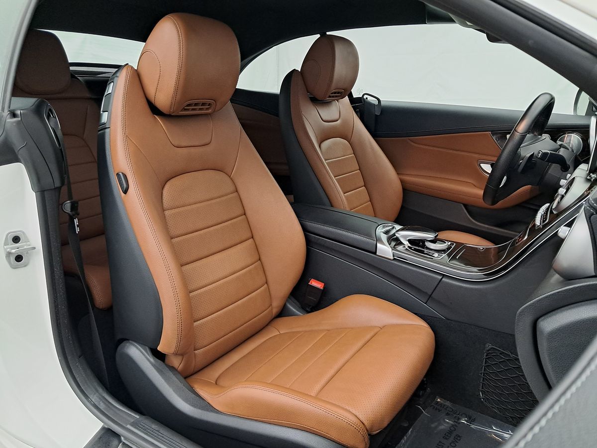 2018 Mercedes Benz C 300 photo 3