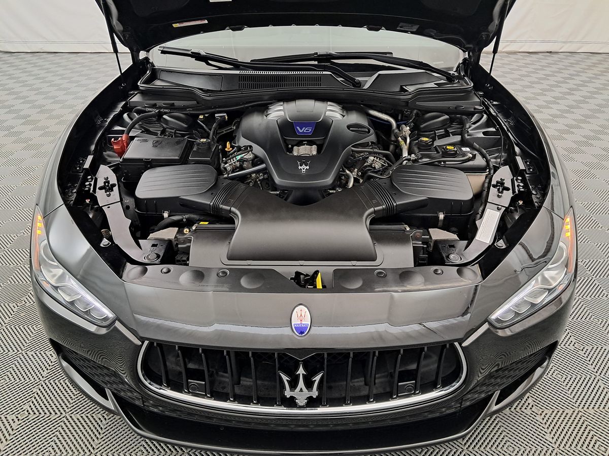 2017 Maserati Ghibli Q4 photo 26