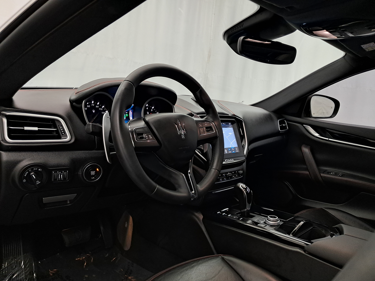 2017 Maserati Ghibli Q4 photo 7