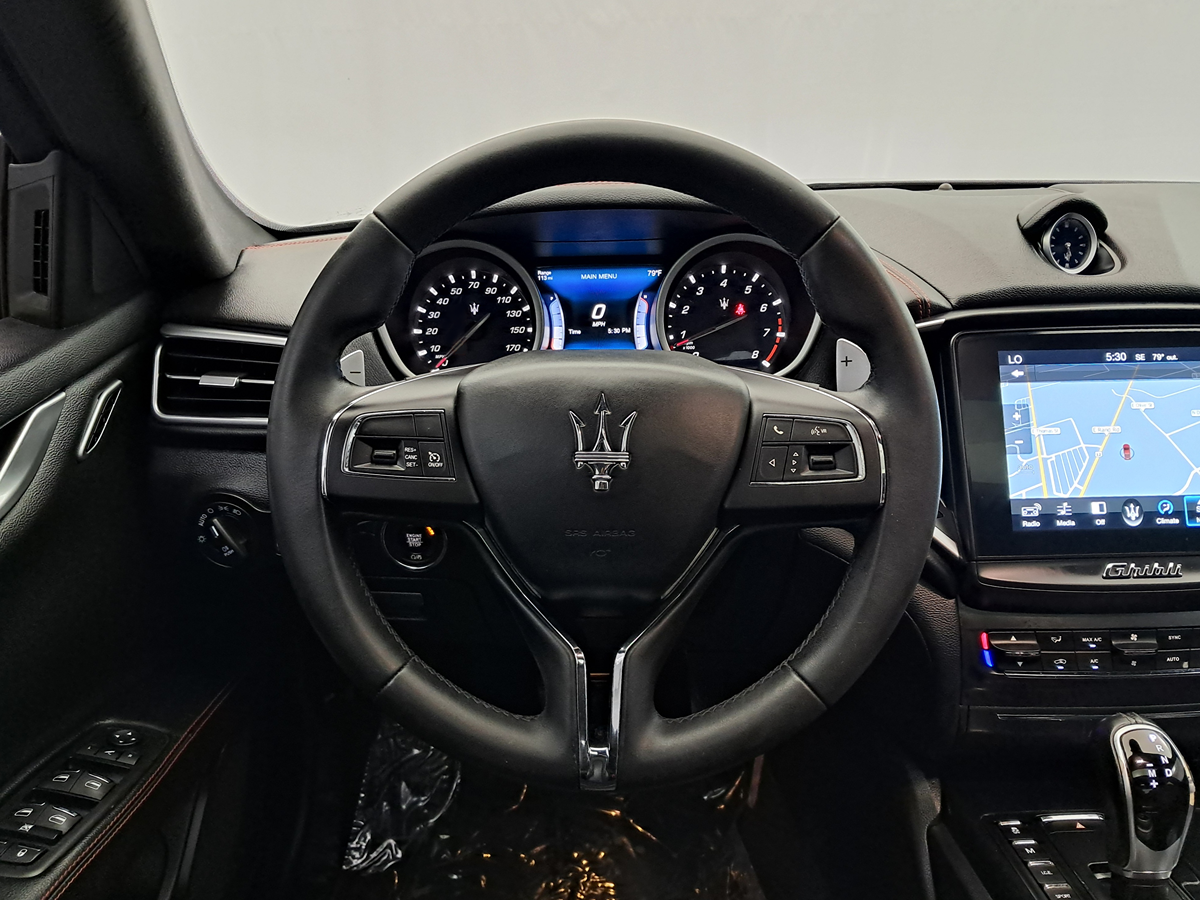 2017 Maserati Ghibli Q4 photo 9