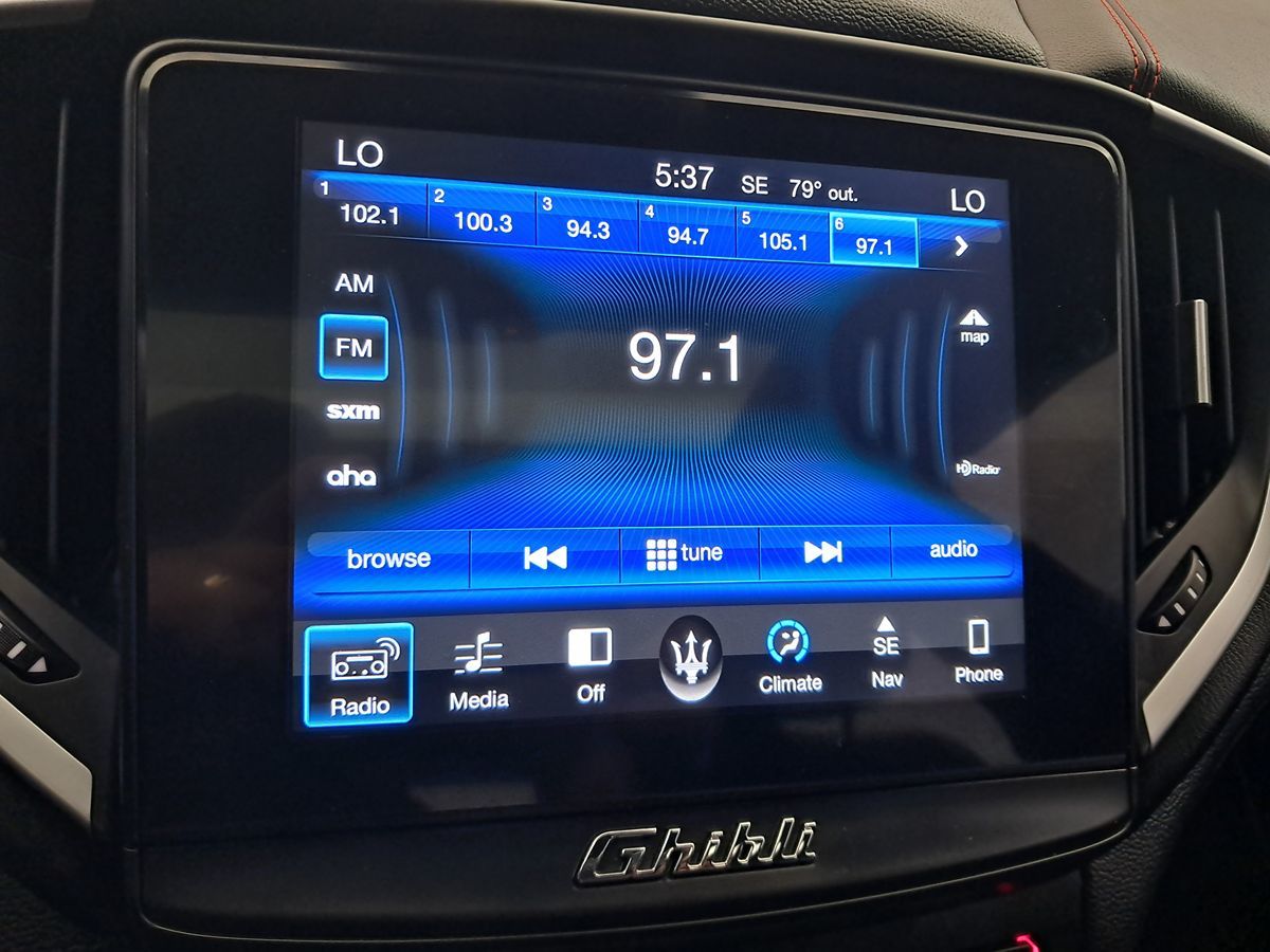 2017 Maserati Ghibli Q4 photo 21