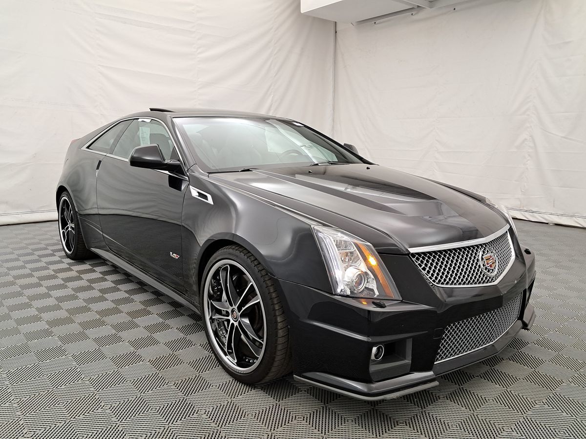 2011 Cadillac CTS V Coupe Performance photo 2