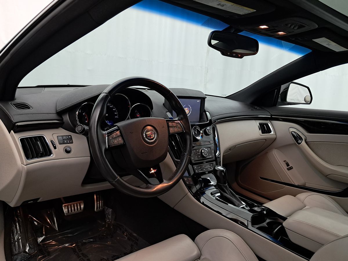 2011 Cadillac CTS V Coupe Performance photo 4