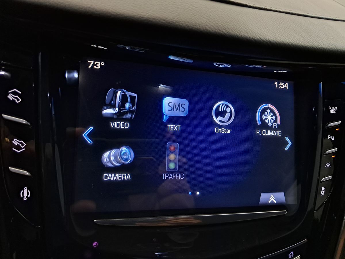 2016 Cadillac Escalade Luxury photo 16