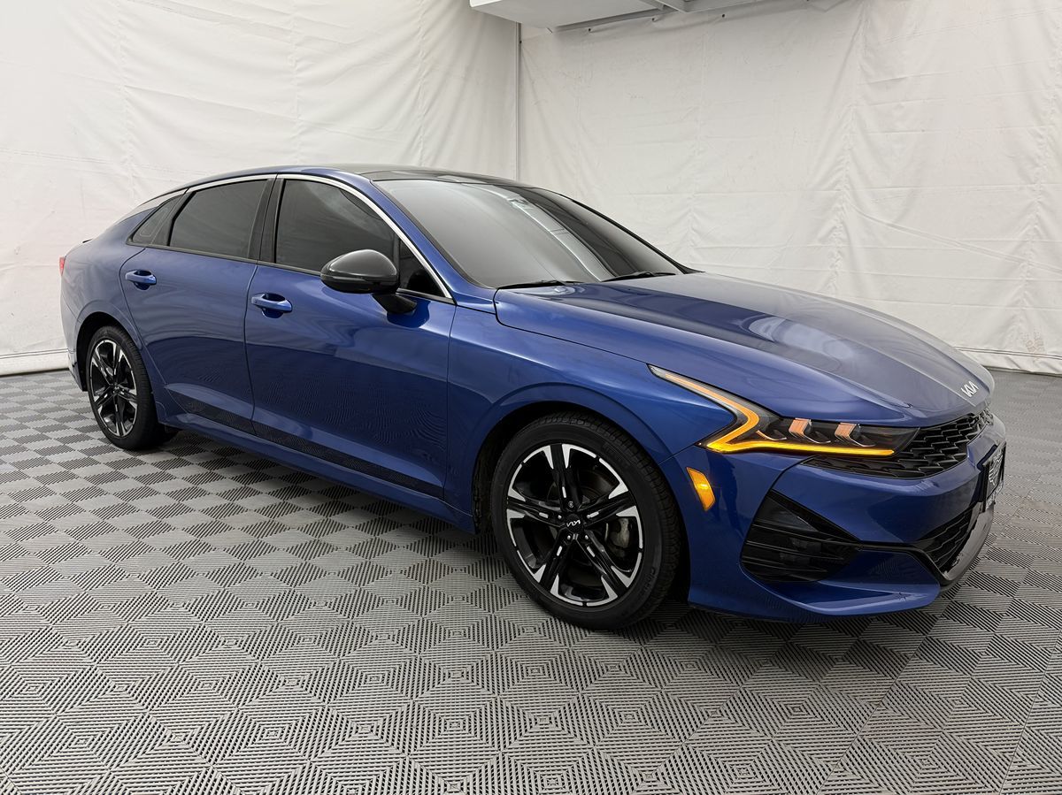 2023 Kia K5 GT-Line photo 3