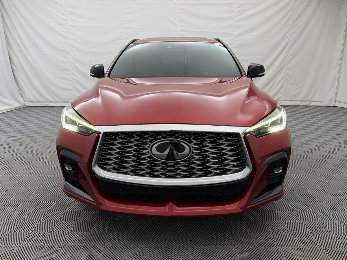 2022 Infiniti QX55 Essential photo 2
