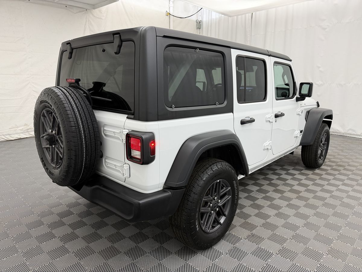 2025 Jeep Wrangler Sport S photo 4