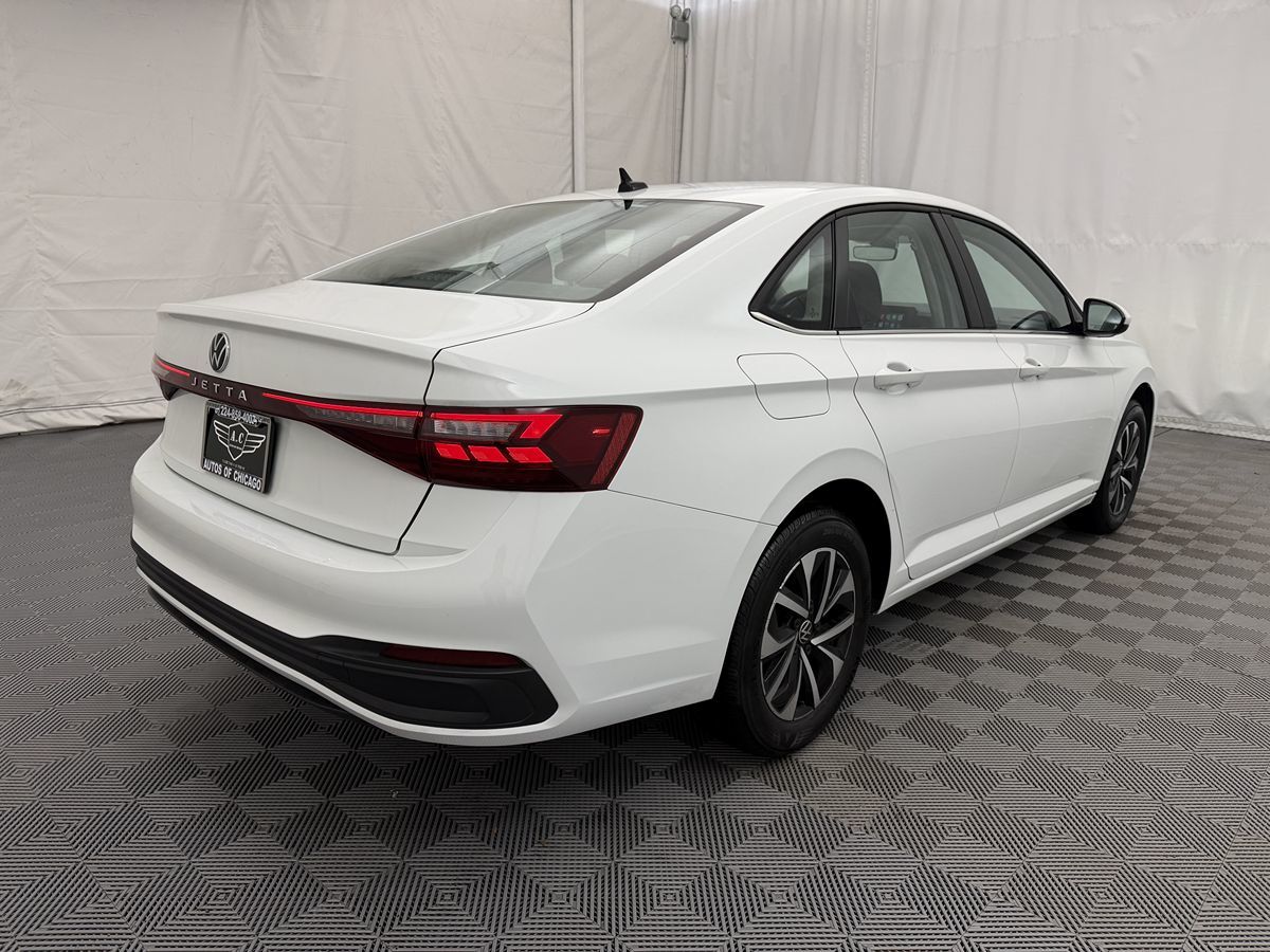 2025 Volkswagen Jetta Sport S photo 4