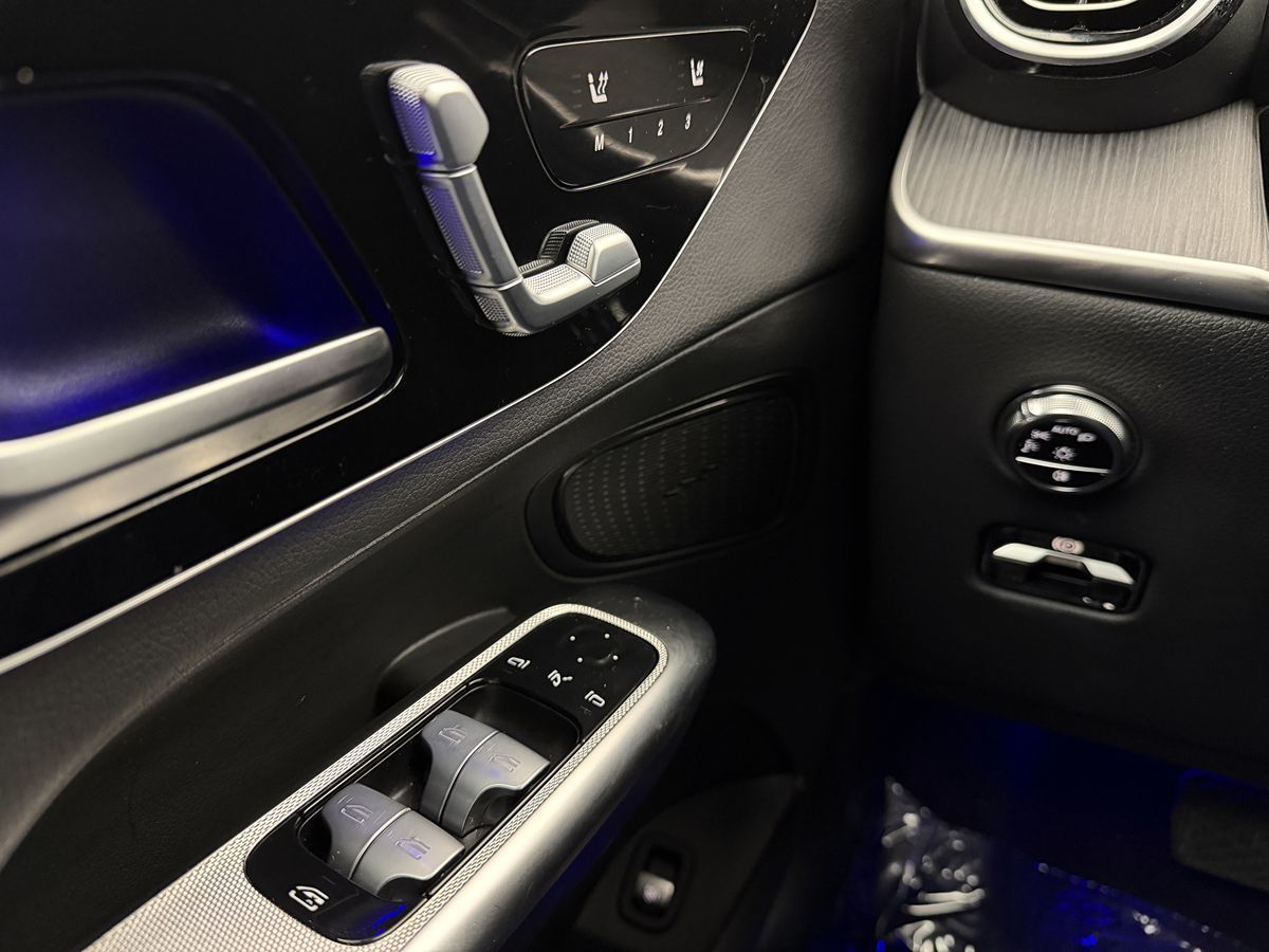 2024 Mercedes-Benz GLC GLC 300 - Photo 19