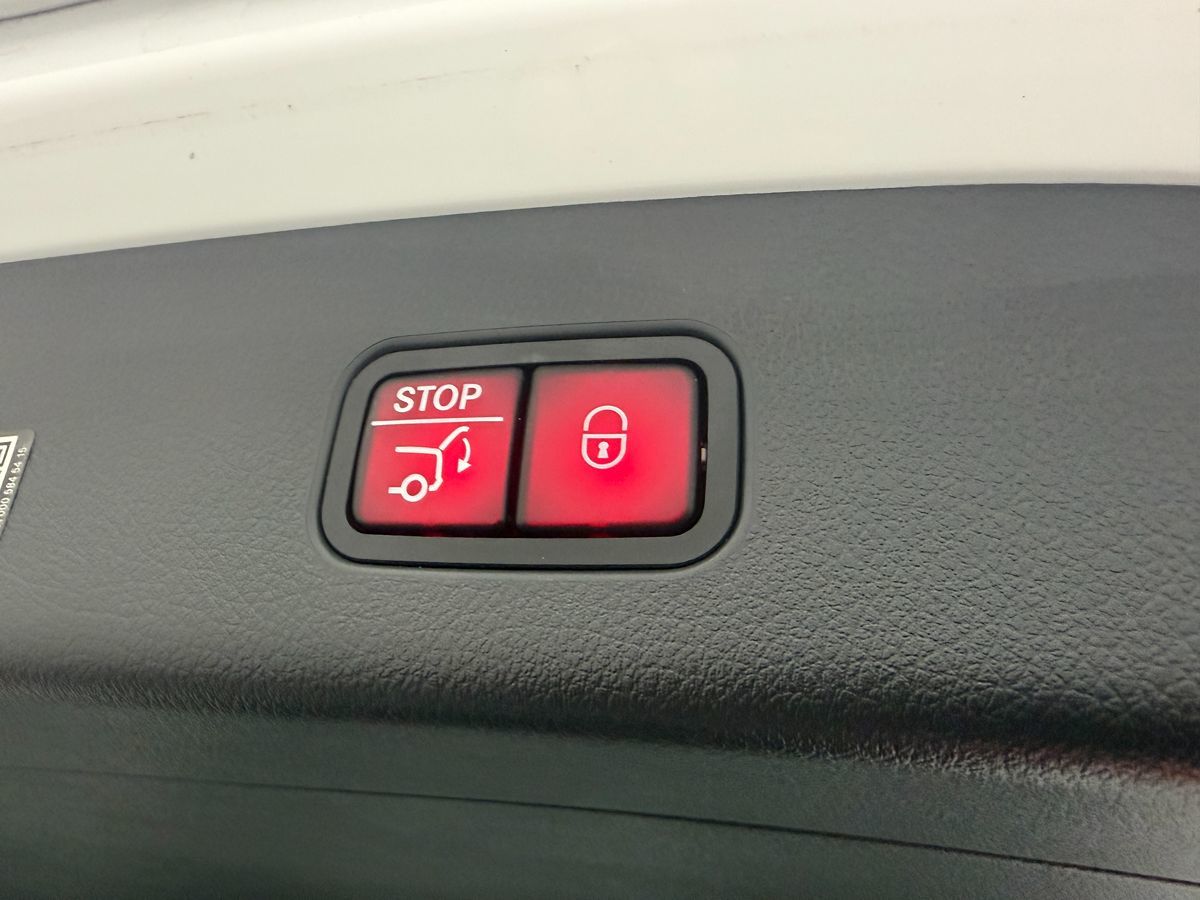 2024 Mercedes-Benz GLC GLC 300 - Photo 56