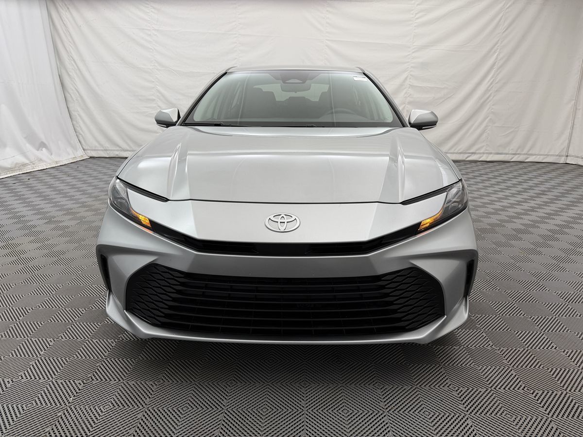 2025 Toyota Camry LE photo 2