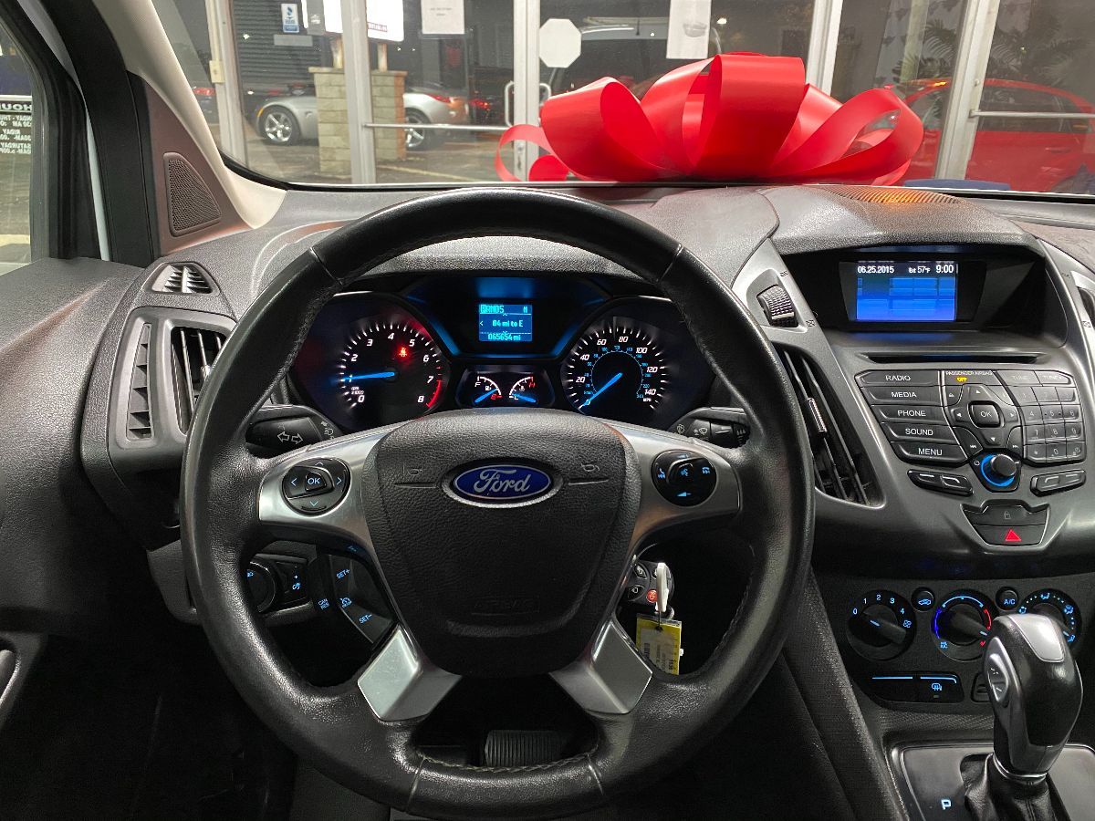 Sold 2015 Ford Transit Connect XL in Arlington Heights - Main Image